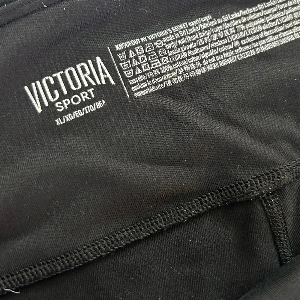 Victoria’s Secret Victoria Sport Leggings - Picture 2 of 3